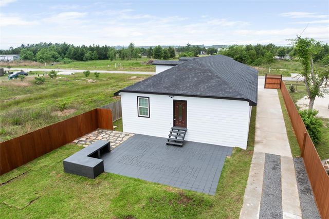 1244 Road 5705, Cleveland, TX 77327