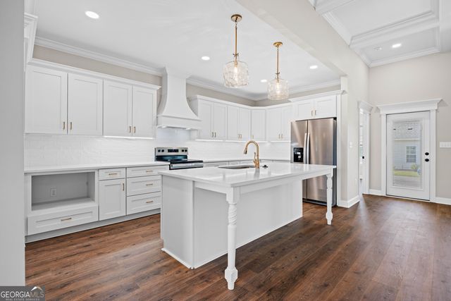 2208 N Oak Street, Valdosta, GA 31602