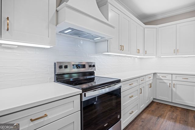 2208 N Oak Street, Valdosta, GA 31602