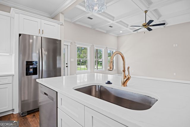 2208 N Oak Street, Valdosta, GA 31602