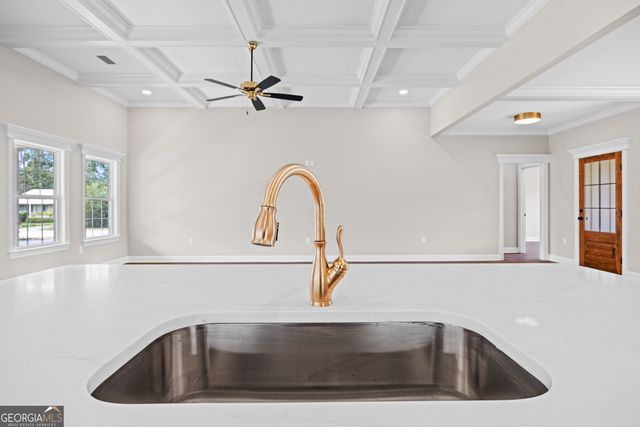 2208 N Oak Street, Valdosta, GA 31602