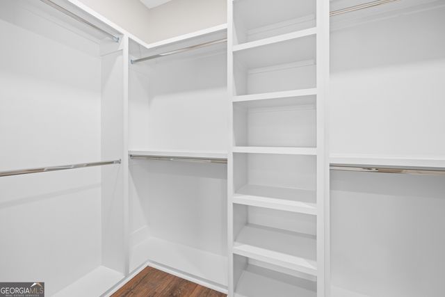 2208 N Oak Street, Valdosta, GA 31602