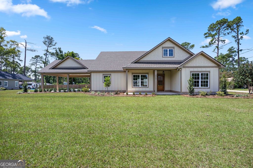 2208 N Oak Street, Valdosta, GA 31602