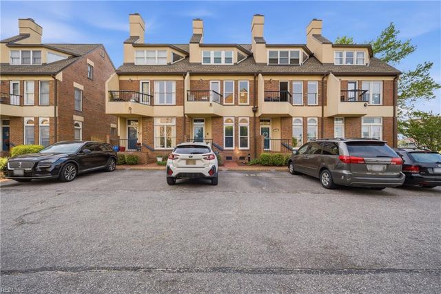 155 Crawford PW, Portsmouth, VA 23704