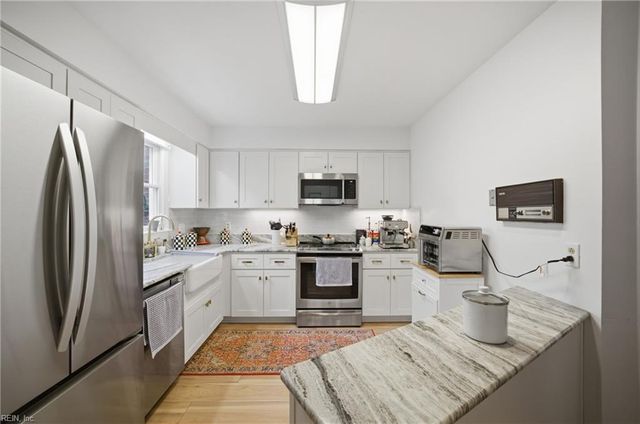 155 Crawford PW, Portsmouth, VA 23704