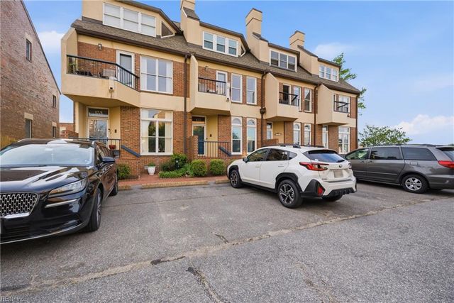 155 Crawford PW, Portsmouth, VA 23704