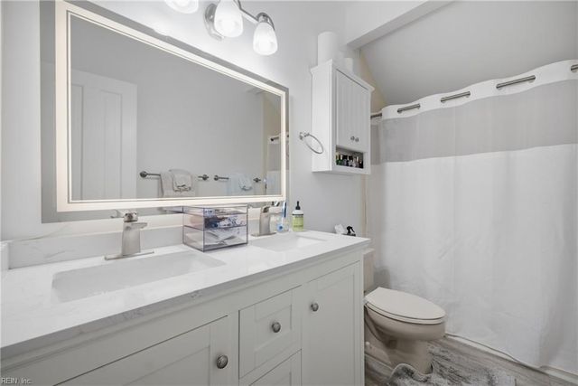 155 Crawford PW, Portsmouth, VA 23704