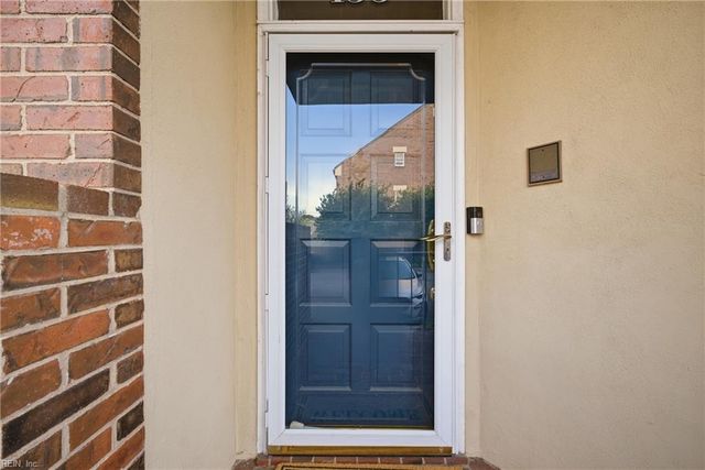 155 Crawford PW, Portsmouth, VA 23704