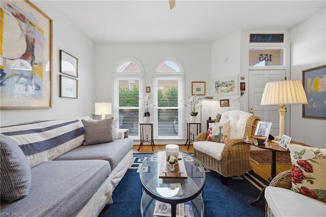 155 Crawford PW, Portsmouth, VA 23704