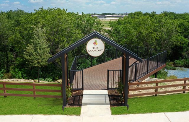 8624 Bur Oak Drive, Justin, TX 76247