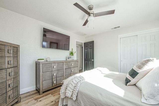 142 9th Street, Clovis, CA 93612