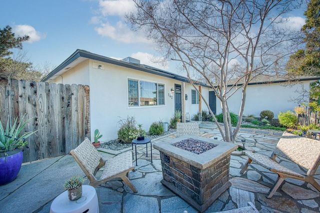 142 9th Street, Clovis, CA 93612