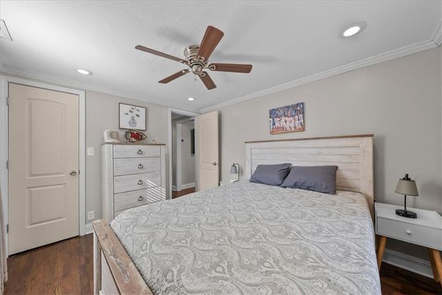 7846 Summit Street, Kansas City, MO 64114