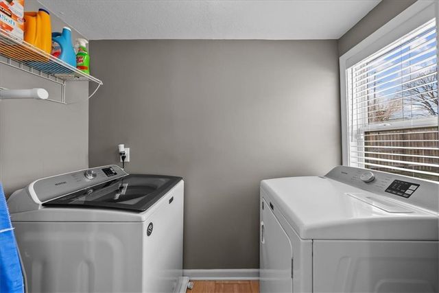 7846 Summit Street, Kansas City, MO 64114