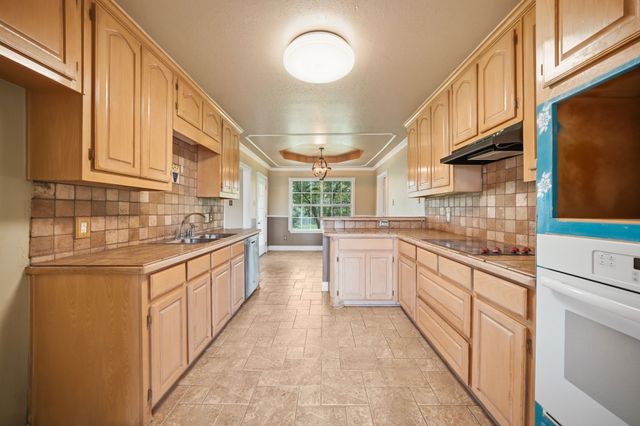 4016 Ovilla Road, Waxahachie, TX 75167