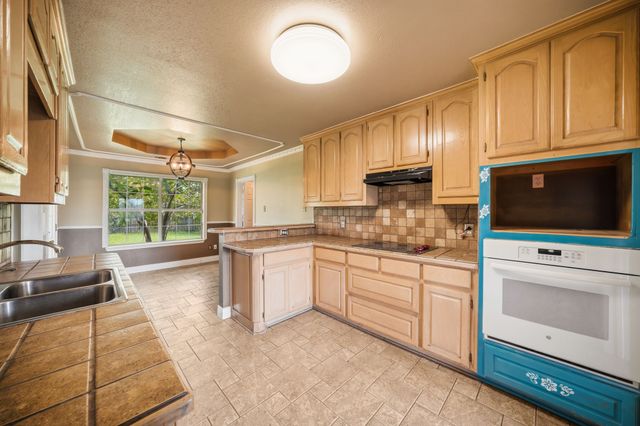 4016 Ovilla Road, Waxahachie, TX 75167