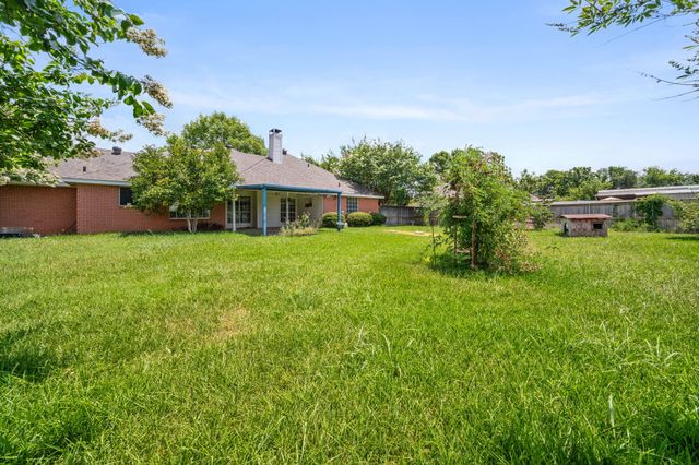 4016 Ovilla Road, Waxahachie, TX 75167