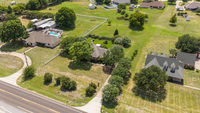 4016 Ovilla Road, Waxahachie, TX 75167