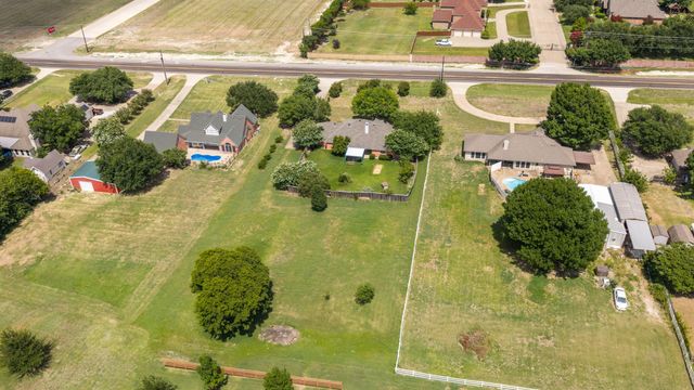 4016 Ovilla Road, Waxahachie, TX 75167
