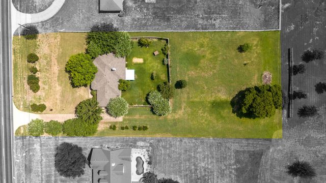 4016 Ovilla Road, Waxahachie, TX 75167