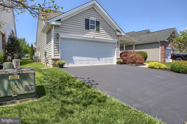 646 ALCOTT DR, Mount Joy, PA 17552