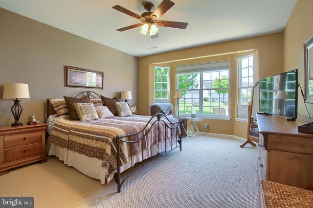 646 ALCOTT DR, Mount Joy, PA 17552