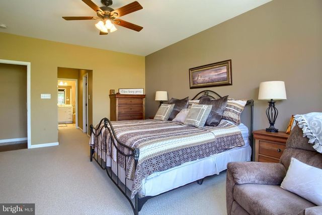 646 ALCOTT DR, Mount Joy, PA 17552