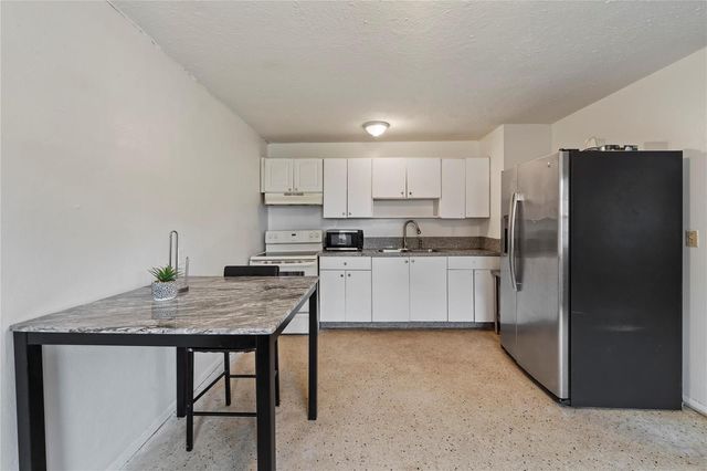2802 Avenue G, Fort Pierce, FL 34947