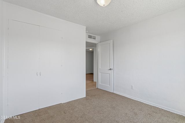 521 BEN SWAIN Drive, El Paso, TX 79915