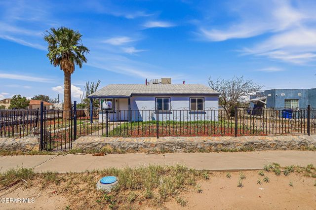 521 BEN SWAIN Drive, El Paso, TX 79915
