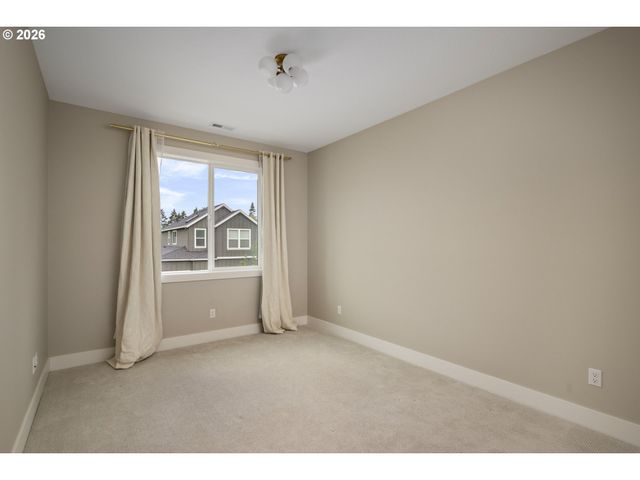 7414 Sw 80TH Ter, Portland, OR 97223