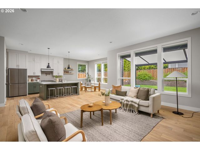7414 Sw 80TH Ter, Portland, OR 97223