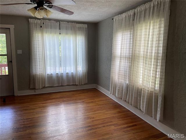 974 Clay Street, St Clair, MO 63077