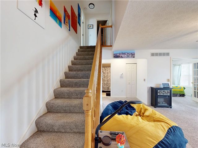 517 Parkside Lane, Tallmadge, OH 44278