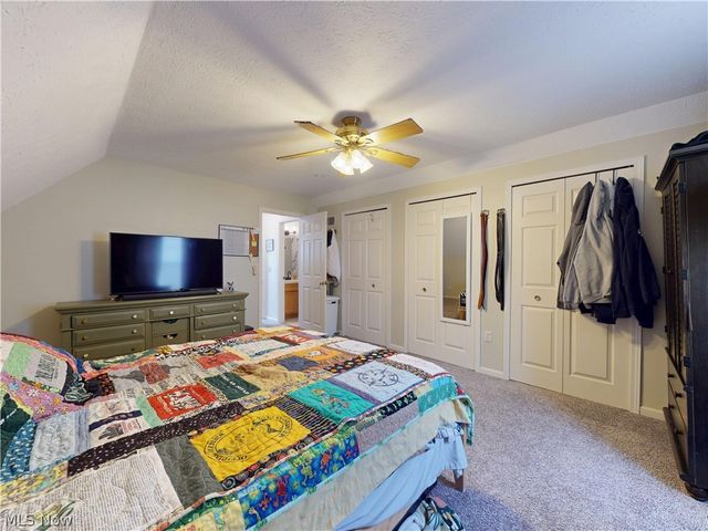 517 Parkside Lane, Tallmadge, OH 44278