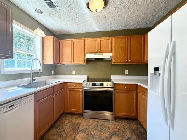 6258 Southern Magnolia Lane, Lula, GA 30554