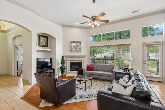6016 Frost Street, North Richland Hills, TX 76180