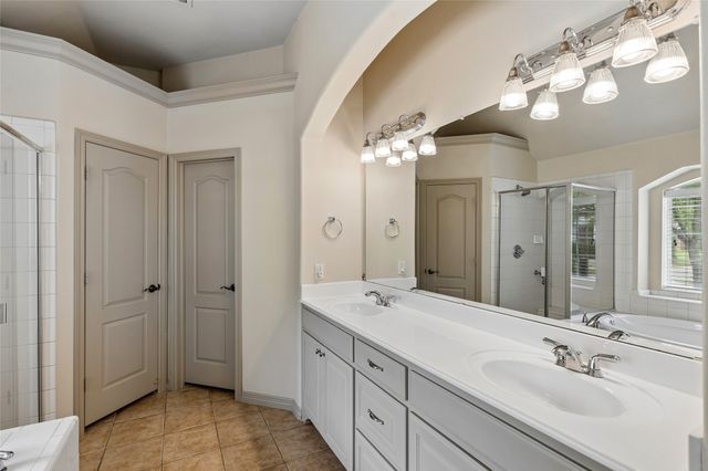 6016 Frost Street, North Richland Hills, TX 76180