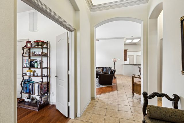 6016 Frost Street, North Richland Hills, TX 76180