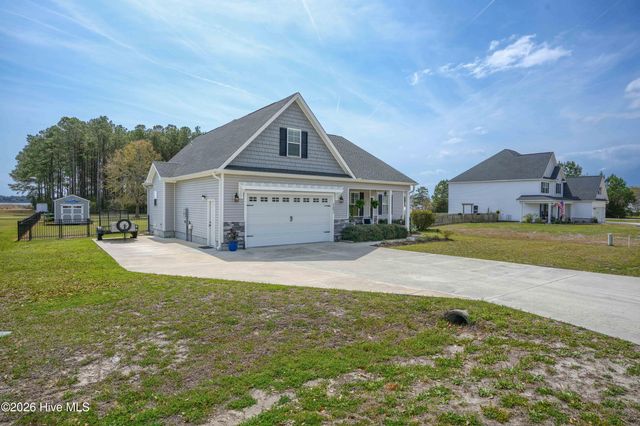 102 Percy Padgett Court, Holly Ridge, NC 28445