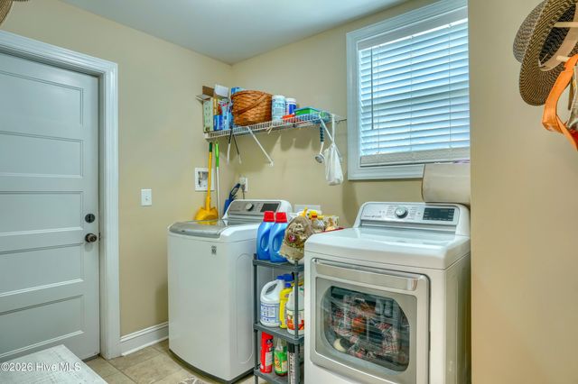 102 Percy Padgett Court, Holly Ridge, NC 28445
