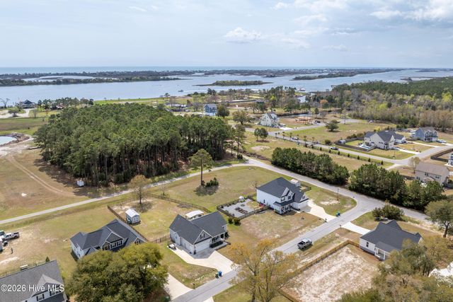102 Percy Padgett Court, Holly Ridge, NC 28445