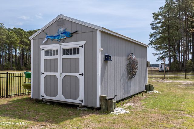 102 Percy Padgett Court, Holly Ridge, NC 28445