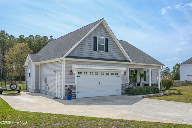 102 Percy Padgett Court, Holly Ridge, NC 28445