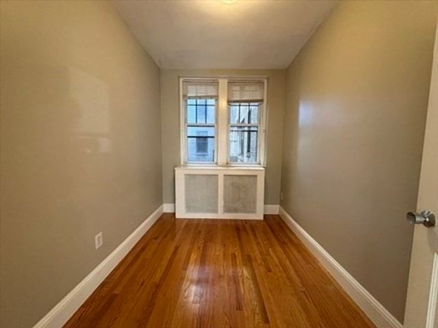 2001 Commonwealth Ave 2, Boston, MA 02135