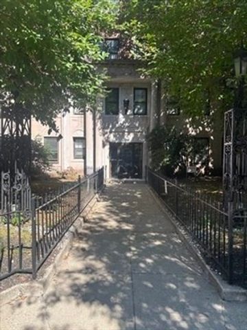 2001 Commonwealth Ave 2, Boston, MA 02135