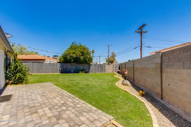 5657 N 39TH Avenue, Phoenix, AZ 85019