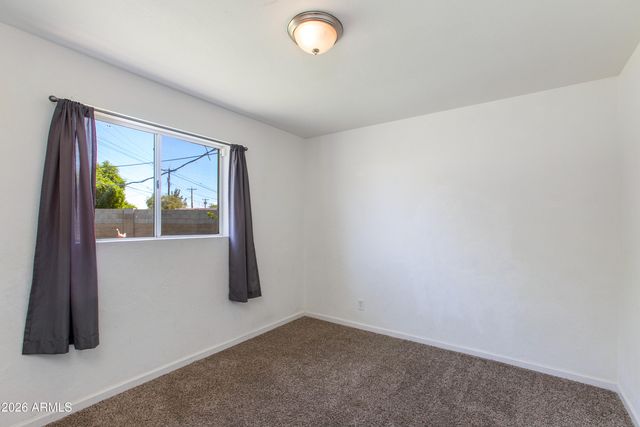 5657 N 39TH Avenue, Phoenix, AZ 85019