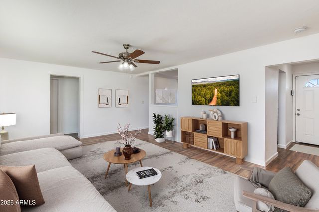 5657 N 39TH Avenue, Phoenix, AZ 85019