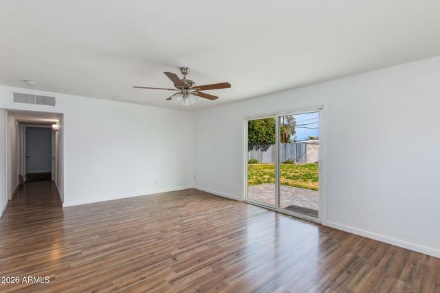 5657 N 39TH Avenue, Phoenix, AZ 85019